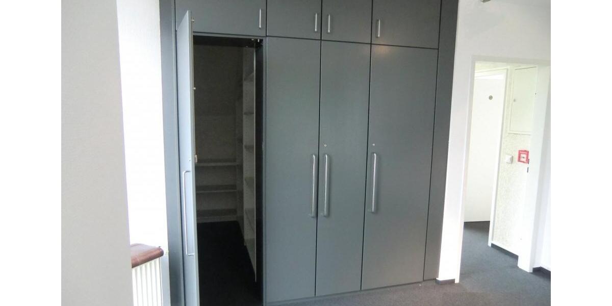 Gewerbeobjekt Solingen Central - 700&euro; | Angebot:25982810