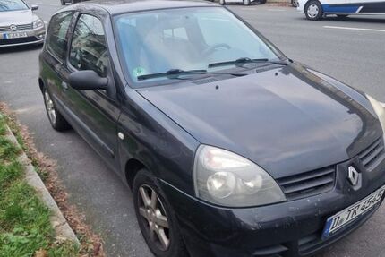 Renault Clio 168.000 km 1.999 &euro; Düsseldorf 40233