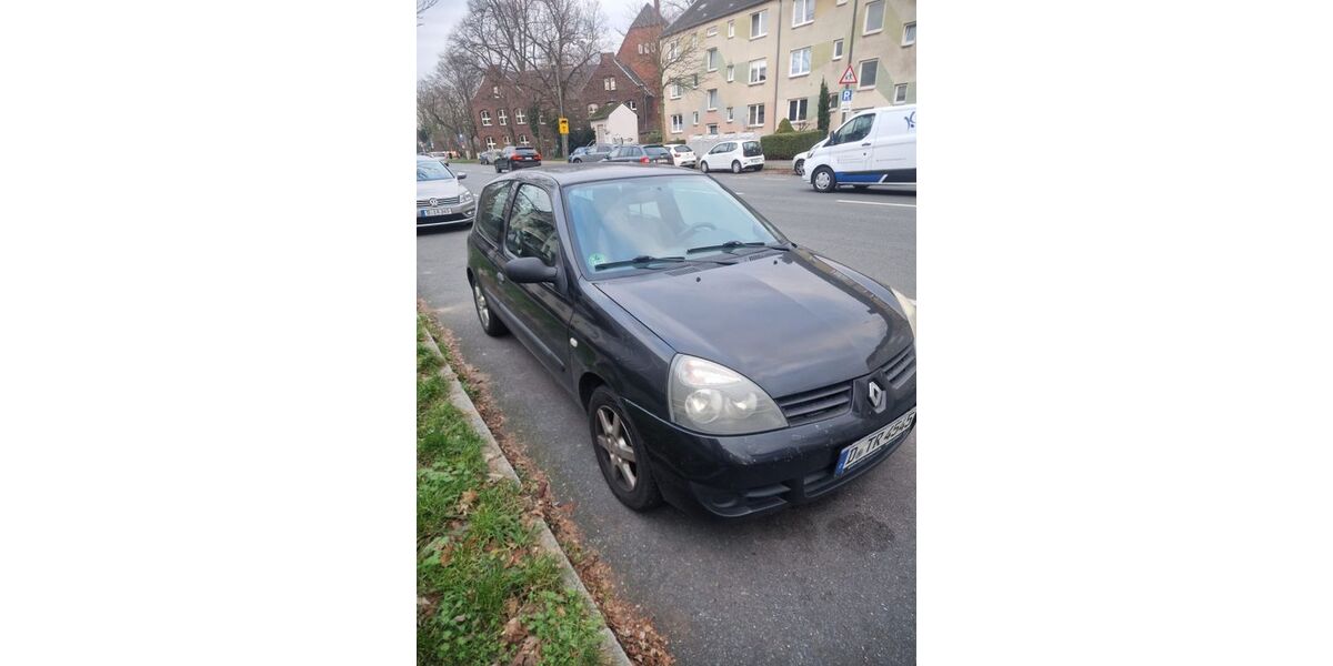 Renault Clio 168.000 km 1.999 &euro; Düsseldorf 40233