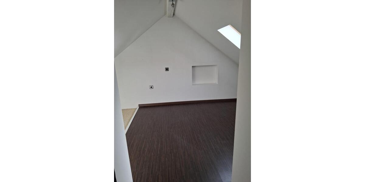 Maisonettenwohnung Essen Stadtbezirk V - 3.5 Zimmer, 85 m&sup2;, 1.230&euro; | Angebot:26001673
