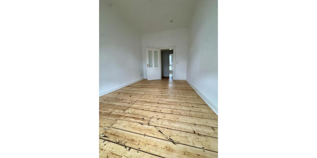 Dachgeschoßwohnung Düsseldorf Flingern Süd - 4 Zimmer, 95 m&sup2;, 1.795&euro; | Angebot:26606252