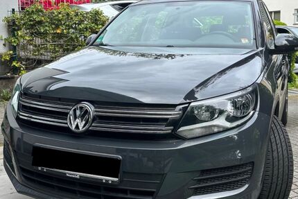 VW Tiguan 114.000 km 12.200 &euro; Solingen 42653