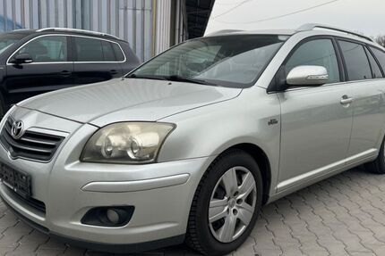 Toyota Avensis 300.000 km 1.949 &euro; Essen 45356