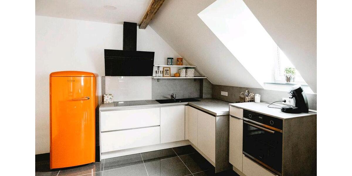 Dachgeschoßwohnung Remscheid Lüttringhausen - 2 Zimmer, 54 m&sup2;, 990&euro; | Angebot:25307115