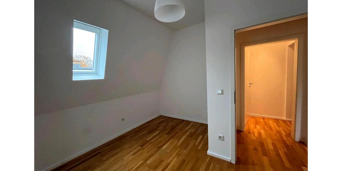 Maisonettenwohnung Remscheid Gemarkung Bergisch Born - 3 Zimmer, 90 m&sup2;, 830&euro; | Angebot:25569576