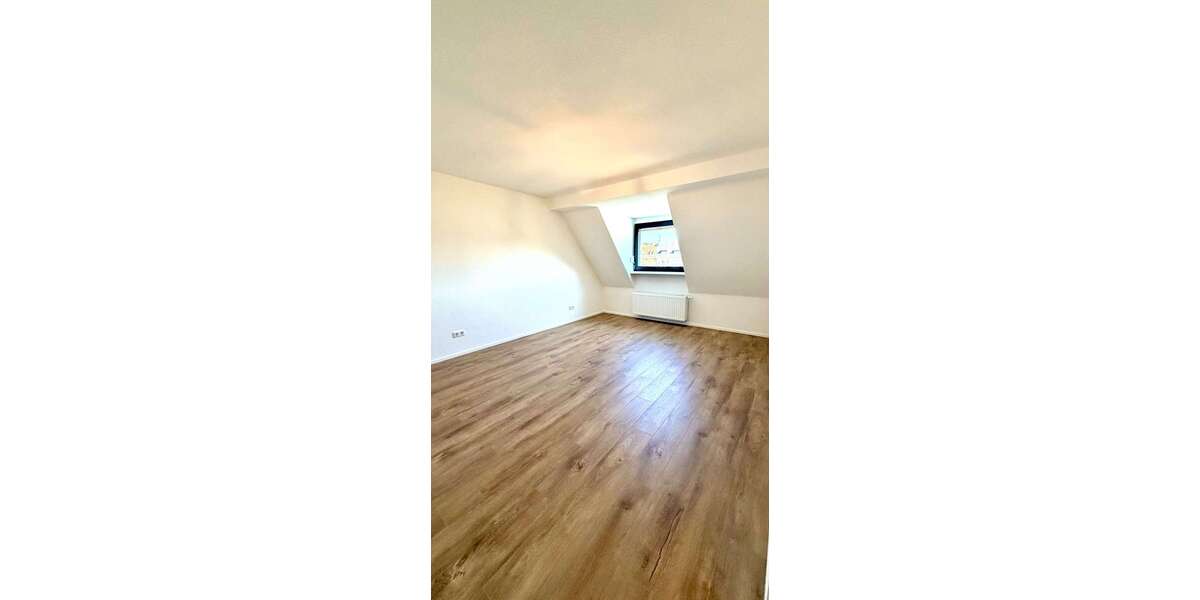 Etagenwohnung Düsseldorf Pempelfort - 3 Zimmer, 83 m&sup2;, 1.850&euro; | Angebot:26658248