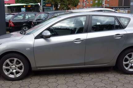 Mazda 3 130.000 km 5.699 &euro; Herne 44653