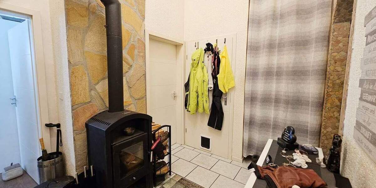 Mehrfamilienhaus, Wohnhaus Burscheid / Heddinghofen Burscheid - 2 Zimmer, 445 m&sup2;, 649.000&euro; | Angebot:25679033