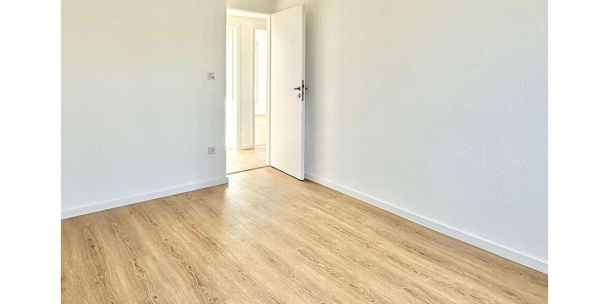 Dachgeschoßwohnung Witten Annen - 3 Zimmer, 63 m&sup2;, 690&euro; | Angebot:19356327
