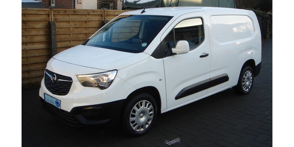 Opel Combo 99.800 km 10.980 &euro; Hilden 40721
