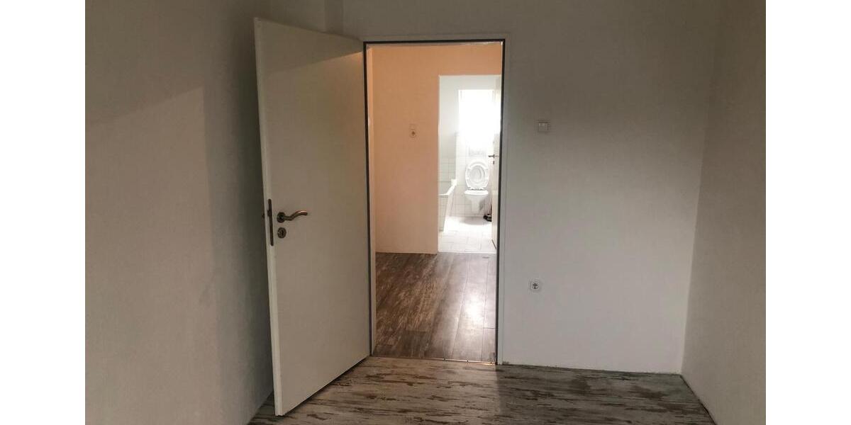 Dachgeschoßwohnung Bochum Bochum-Nord - 3 Zimmer, 60 m&sup2;, 520&euro; | Angebot:26323623