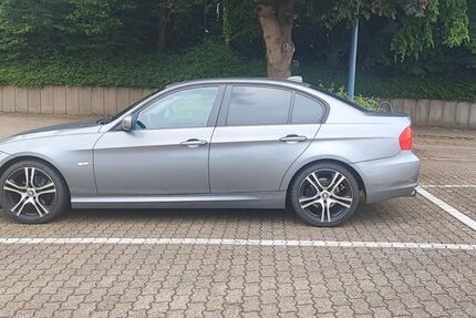 BMW 318 243.000 km 3.000 &euro; Hagen 58099