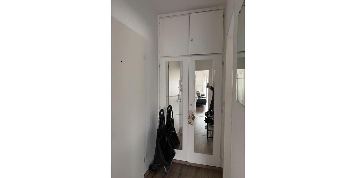 Etagenwohnung Remscheid Lüttringhausen - 1 Zimmer, 33 m&sup2;, 470&euro; | Angebot:25978290