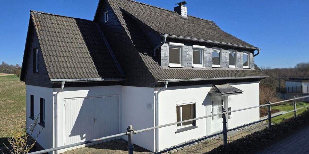 Einfamilienhaus Wülfrath Düssel - 7 Zimmer, 170 m&sup2;, 490.000&euro; | Angebot:25801915
