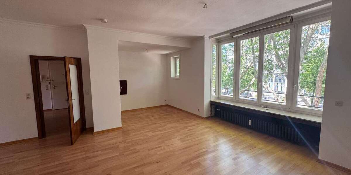 Etagenwohnung Düsseldorf Oberbilk - 4 Zimmer, 130 m&sup2;, 499.000&euro; | Angebot:24584923
