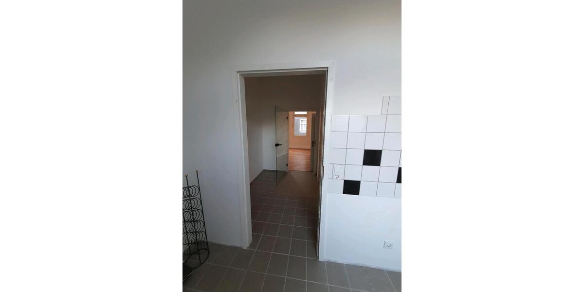 Etagenwohnung Wuppertal Gemarkung Langerfeld - 2 Zimmer, 67 m&sup2;, 85.000&euro; | Angebot:26109211