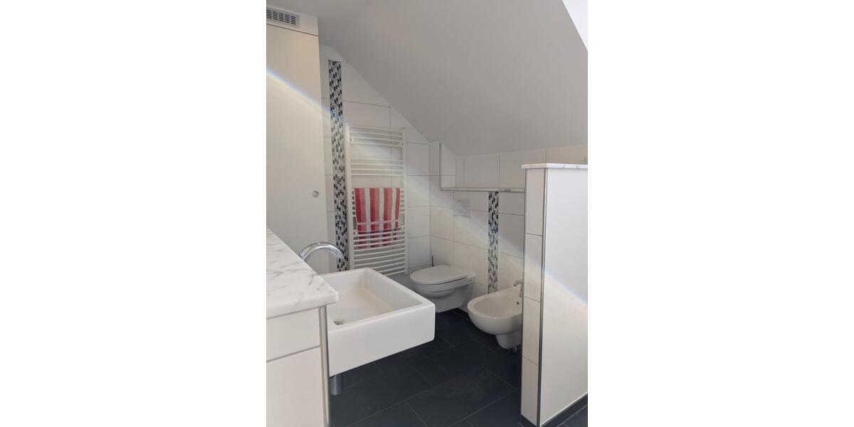 Maisonettenwohnung Wuppertal Gemarkung Nächstebreck - 2 Zimmer, 120 m&sup2;, 1.200&euro; | Angebot:25959347