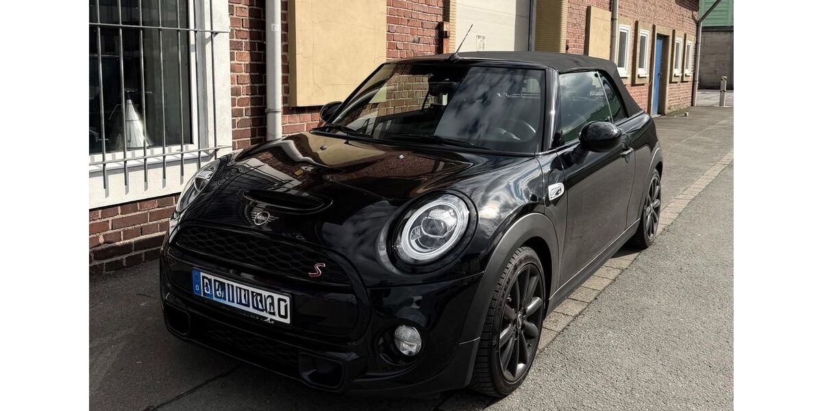 Mini Cooper S Cabrio 61.500 km 23.500 &euro; Bochum 44805