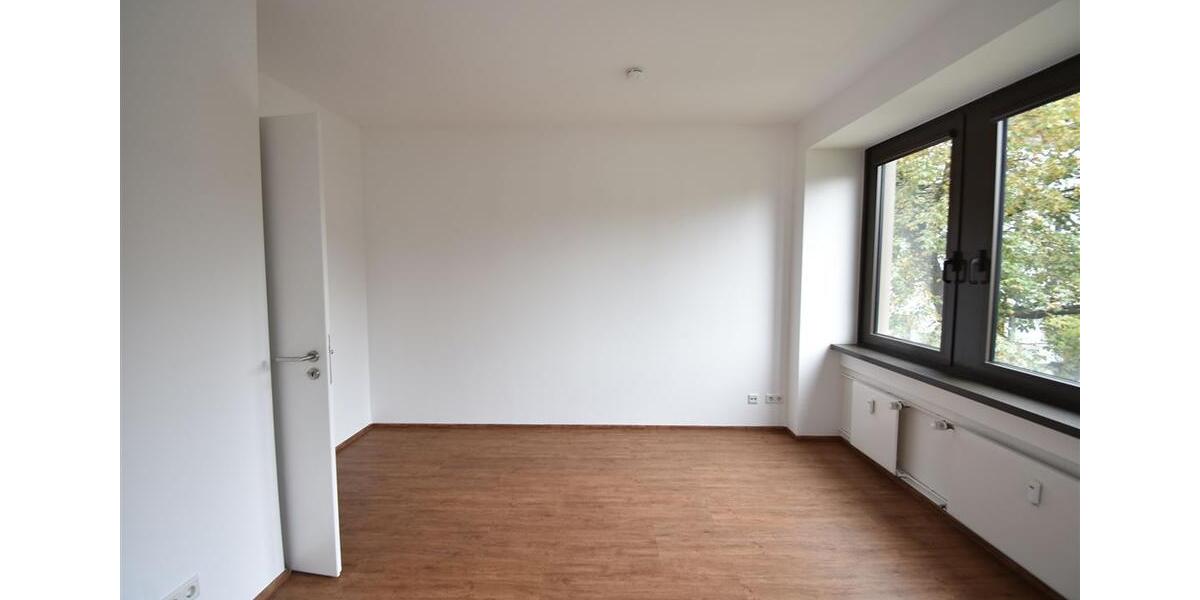Etagenwohnung Düsseldorf Stadtbezirk 2 - 3 Zimmer, 1.750&euro; | Angebot:17972121