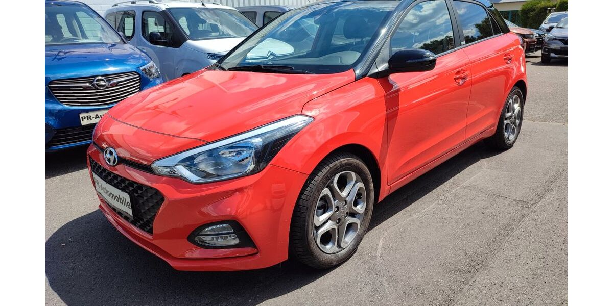 Hyundai i20 7.388 km 15.490 &euro; Gelsenkirchen 45892