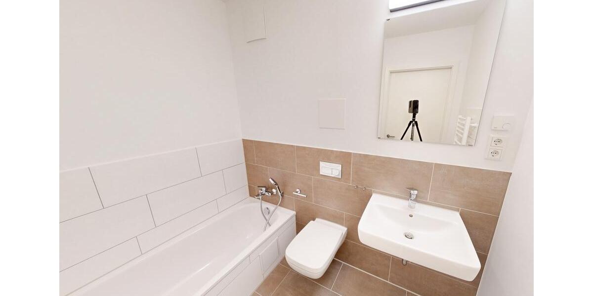 Etagenwohnung Düsseldorf Stadtbezirk 6 - 4 Zimmer, 134 m&sup2;, 1.870&euro; | Angebot:24690090