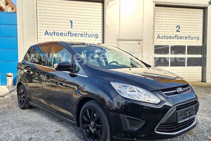 Ford Grand C-Max 120.918 km 6.750 &euro; Düsseldorf 40589