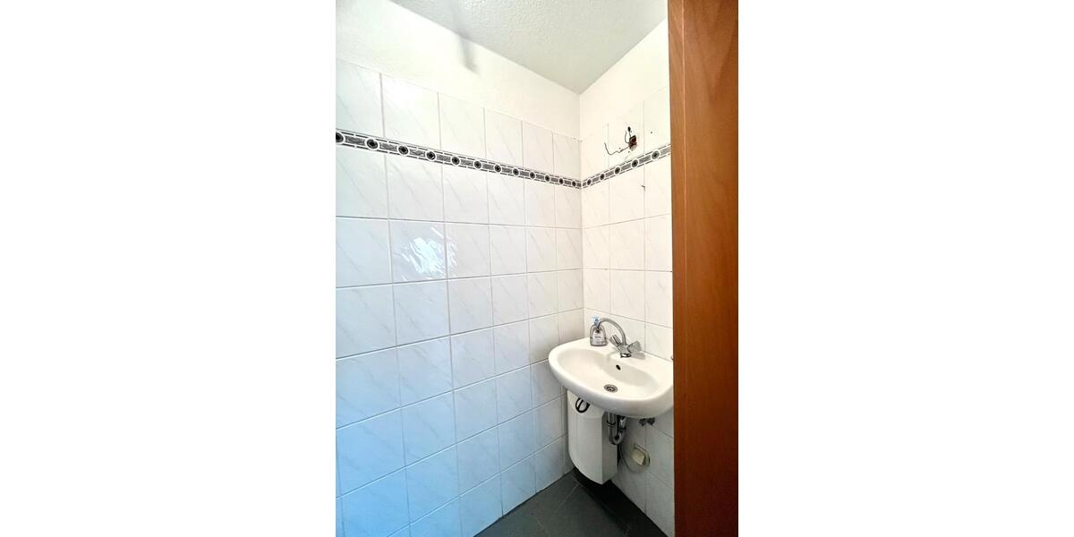 Dachgeschoßwohnung Essen Stadtbezirk III - 2 Zimmer, 73 m&sup2;, 138.000&euro; | Angebot:24840852