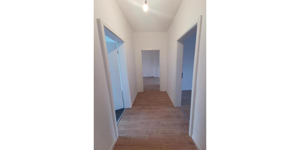 Etagenwohnung Essen Stadtbezirk VII - 4 Zimmer, 110 m&sup2;, 800&euro; | Angebot:26536535