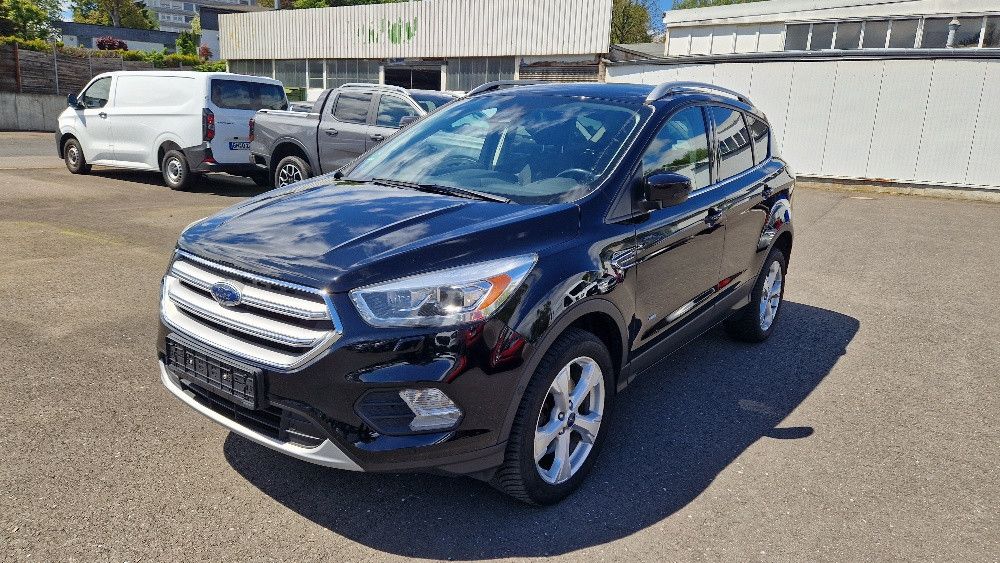 Ford Kuga 104.500 km 14.450 &euro; Remscheid 42857