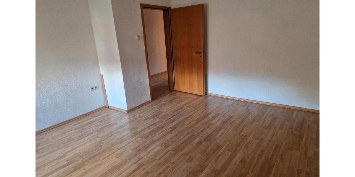 Dachgeschoßwohnung Gelsenkirchen Ückendorf - 3 Zimmer, 67 m&sup2;, 520&euro; | Angebot:25264766