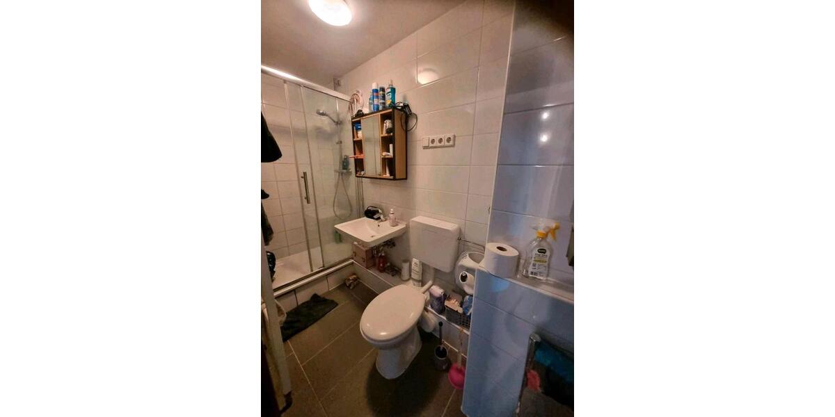 Dachgeschoßwohnung Wuppertal Gemarkung Elberfeld - 4 Zimmer, 90 m&sup2;, 1.010&euro; | Angebot:25933004