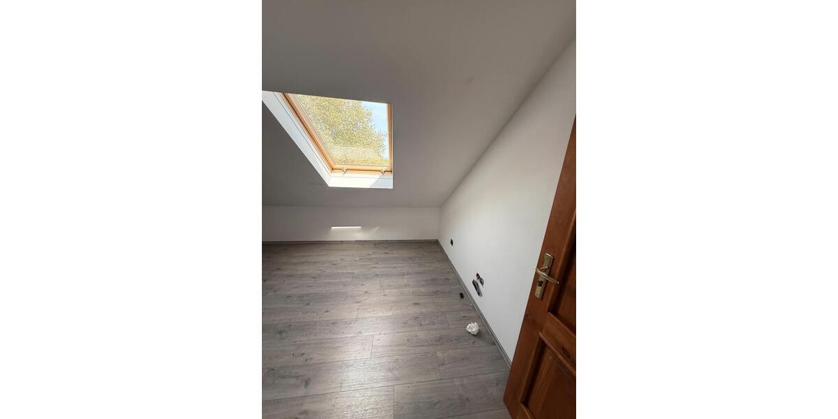 Dachgeschoßwohnung Bochum Werne - 2 Zimmer, 75 m&sup2;, 750&euro; | Angebot:26408151