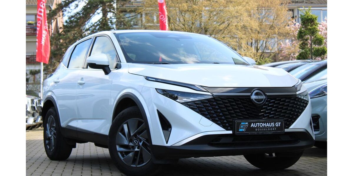 Nissan Qashqai 16.454 km 21.999 &euro; Düsseldorf 40625