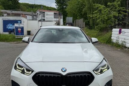 BMW 218 82.200 km 21.999 &euro; Wuppertal 42105
