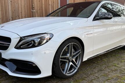 Mercedes-Benz C 63 AMG 22.500 km 44.850 &euro; Bochum 44805