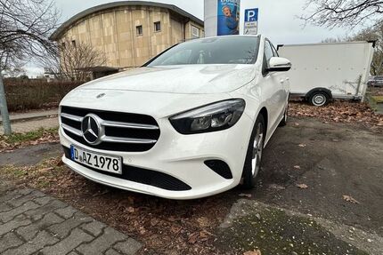 Mercedes-Benz B 180 95.000 km 17.500 &euro; Düsseldorf 40237