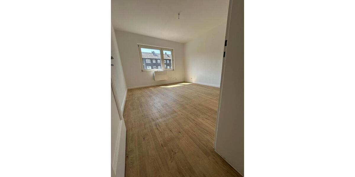 Etagenwohnung Wuppertal Sedansberg - 2 Zimmer, 63 m&sup2;, 600&euro; | Angebot:26532550