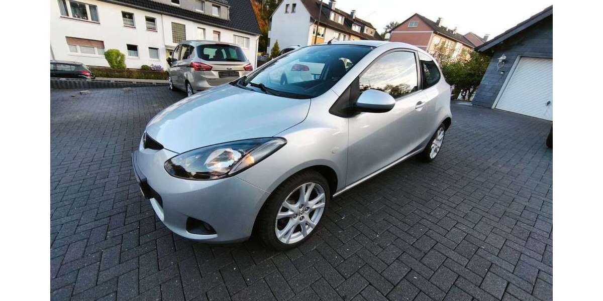 Mazda 2 310.000 km 1.990 &euro; Wipperfürth 51688