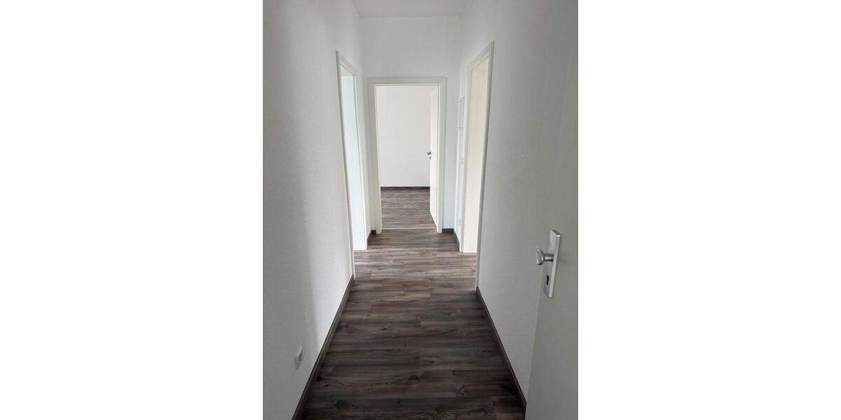Dachgeschoßwohnung Remscheid Gemarkung Bergisch Born - 2 Zimmer, 75 m&sup2;, 600&euro; | Angebot:26515545