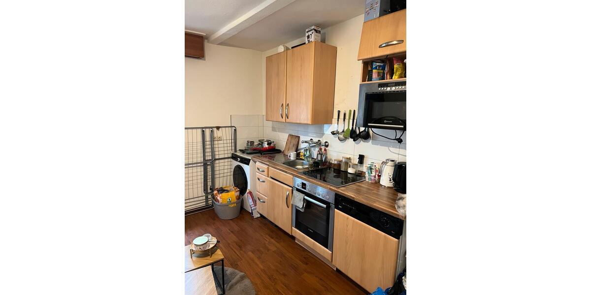 Etagenwohnung Essen Stadtkern - 1 Zimmer, 35 m&sup2;, 435&euro; | Angebot:26563172
