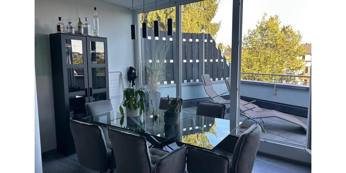 Terrassenwohnung Solingen Mitte - 2 Zimmer, 90 m&sup2;, 1.500&euro; | Angebot:24398819