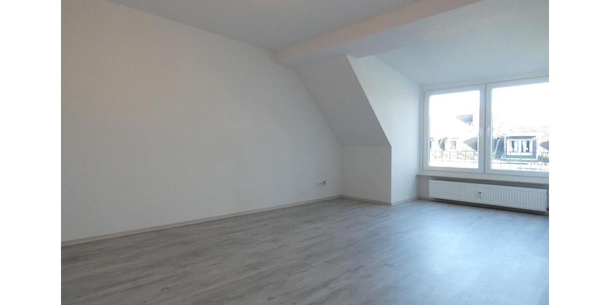 Dachgeschoßwohnung Essen Stadtbezirk III - 2 Zimmer, 40 m&sup2;, 502&euro; | Angebot:25987535