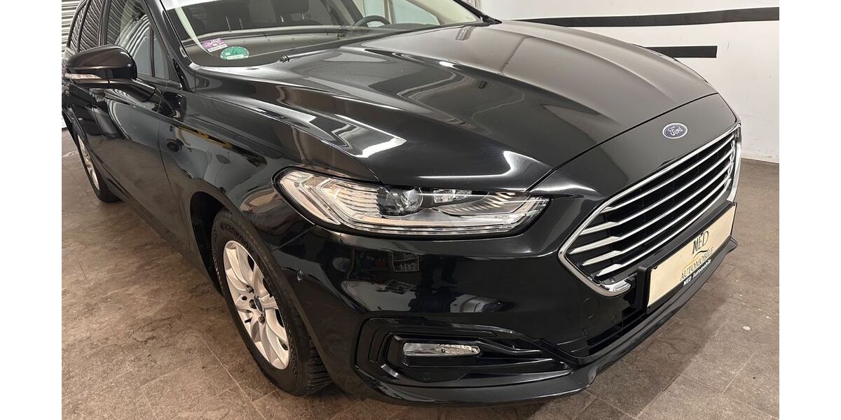 Ford Mondeo 125.000 km 12.900 &euro; ESSEN 45326