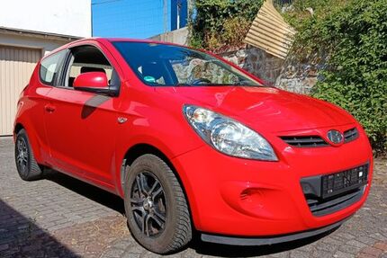 Hyundai i20 140.700 km 2.899 &euro; Wuppertal 42115