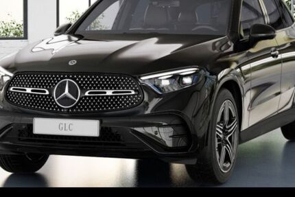 Mercedes-Benz GLC 300 9.900 km 72.490 &euro; Düsseldorf 40470