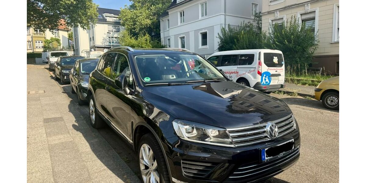 VW Touareg 205.000 km 15.500 &euro; Solingen 42659