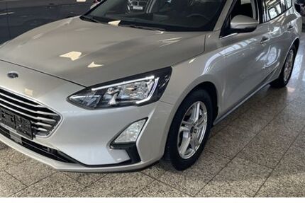 Ford Focus 38.206 km 15.940 &euro; Wuppertal 42329