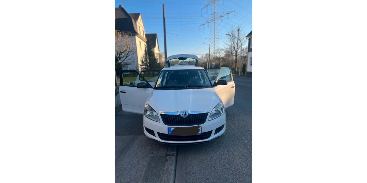 Skoda Fabia 130.000 km 4.800 &euro; Solingen 42659