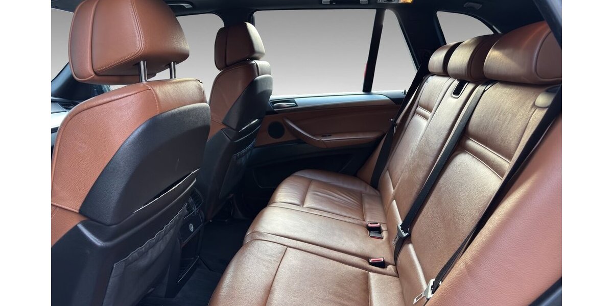 BMW X5 30d xDrive M-Sport Leder Xenon Luft 20´ 195.110 km 12.900 &euro; Wuppertal 42327