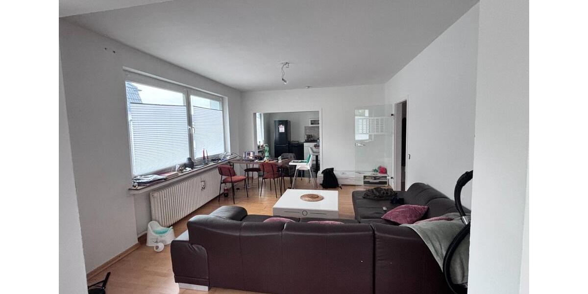 Etagenwohnung Ratingen Tiefenbroich - 3 Zimmer, 105 m&sup2;, 1.100&euro; | Angebot:26532618